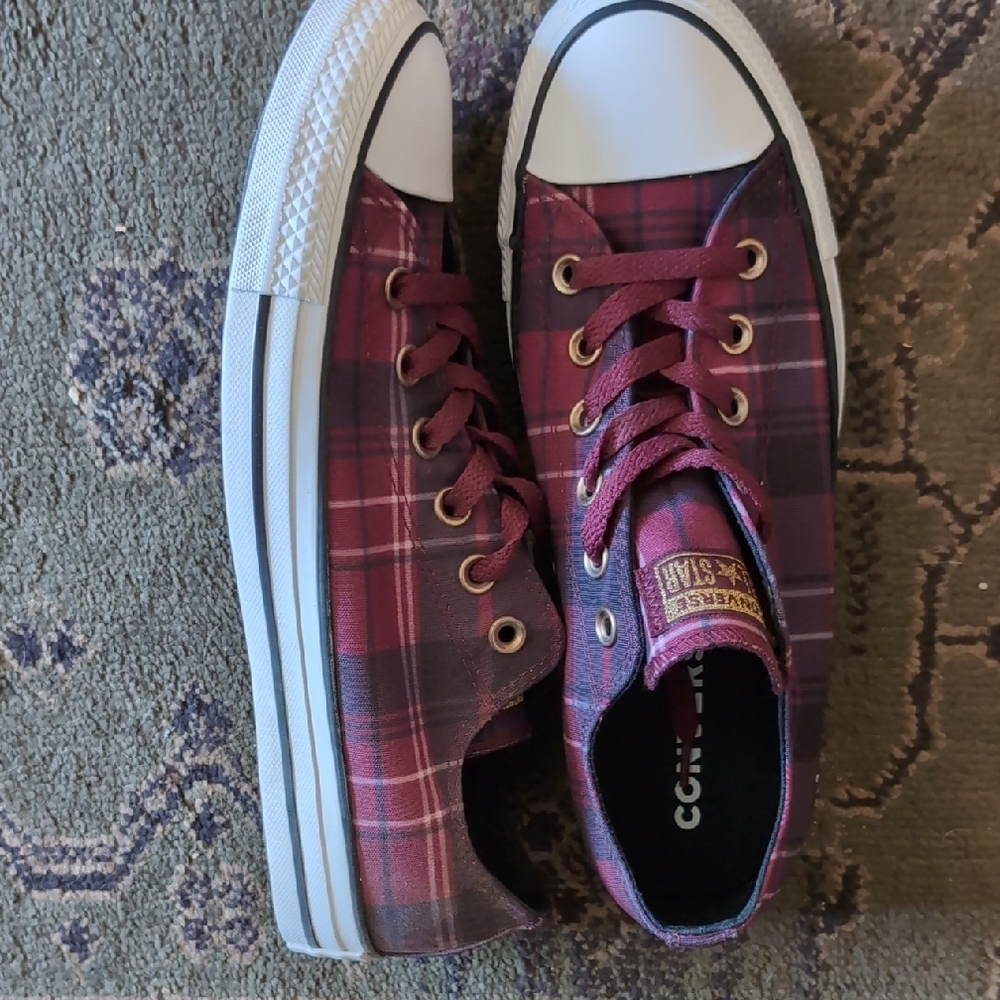 Converse Women Sneakers - Burgundy and Navy Plaid - Picture 6 of 7
